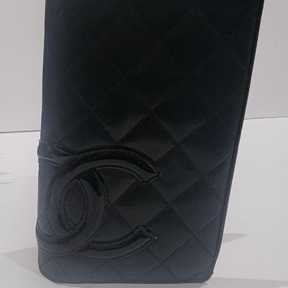 AUTHENTIC Very Good Used Condition Chanel Vintage  Cambon Wallet - Picture 1 of 16